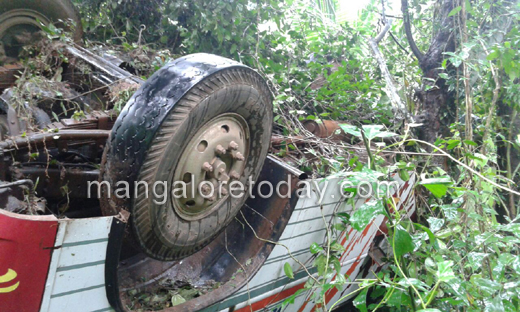 Mangaluru: 16 passengers injured as bus rolls off road at Kateel 2